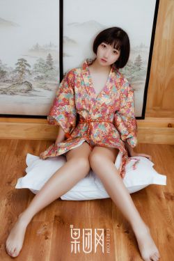 与美女老师的同居生活